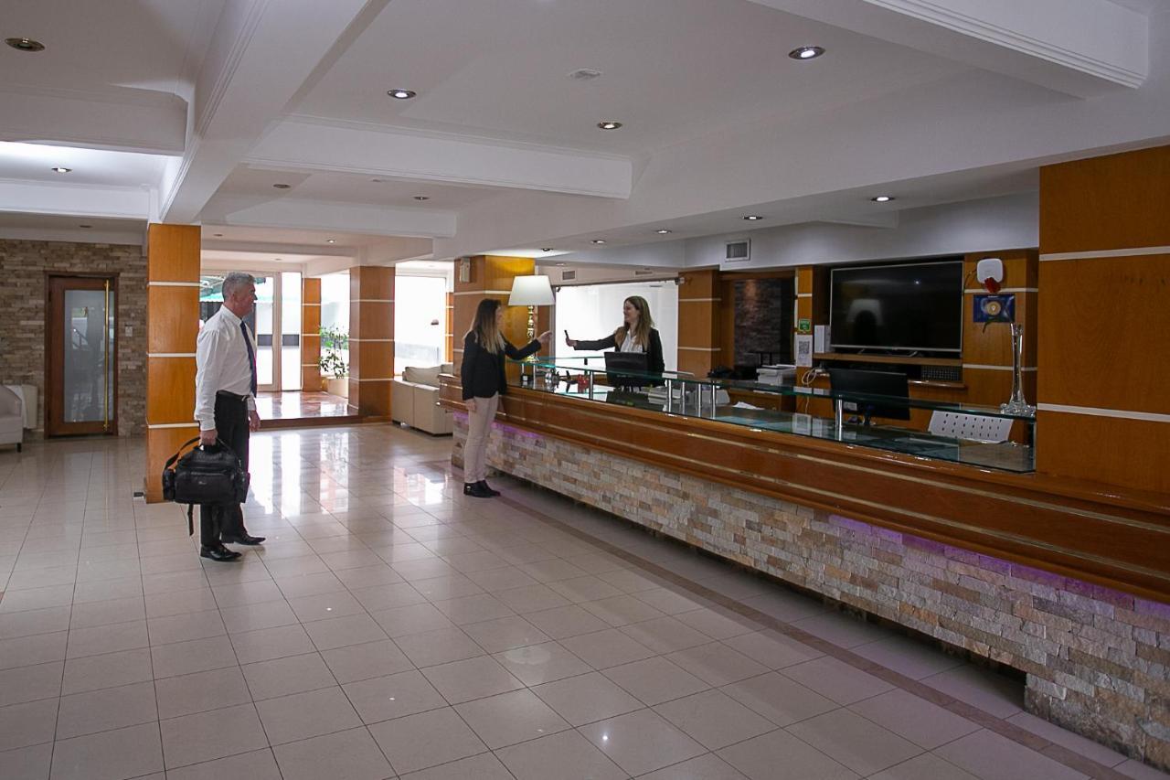 Hotel Dior Tandil Ngoại thất bức ảnh