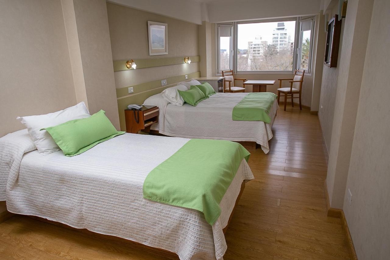 Hotel Dior Tandil Ngoại thất bức ảnh